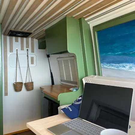 Alvanture Luxury Campervan The Mother * Tirana